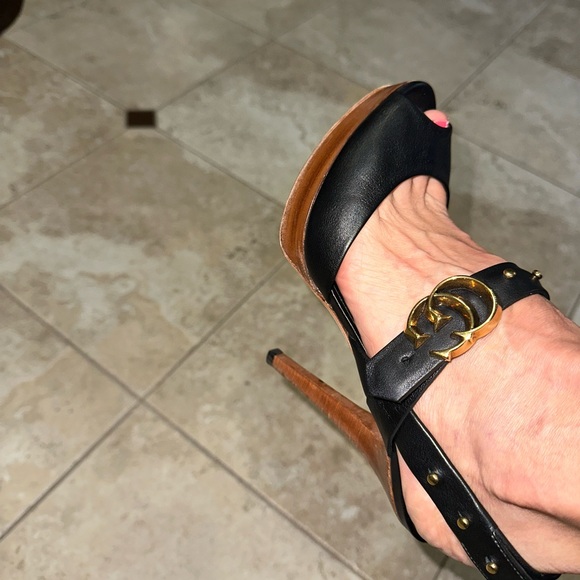 Gucci stilettos- rare! - Picture 5 of 10